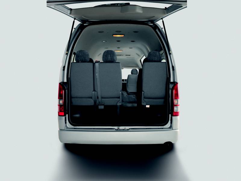 Фото автомобиля Toyota Hiace